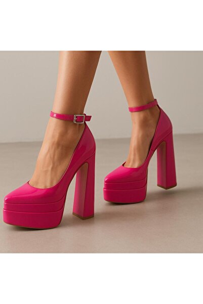 defile ayakkabi حذاء نسائي بكعب عالي باللون الفوشيا
