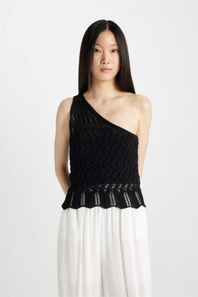 DeFacto Fitted One-Shoulder Crochet Black Tank Top (24 Sm)