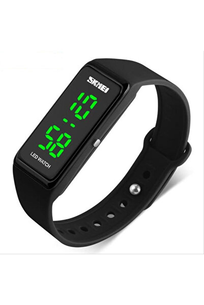 Skmei women's sports watch with digital display