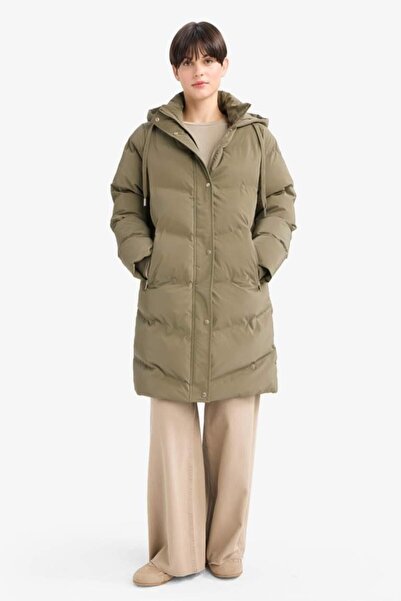 DeFacto Regular Fit Hooded Zippered Parka (25 Wn)