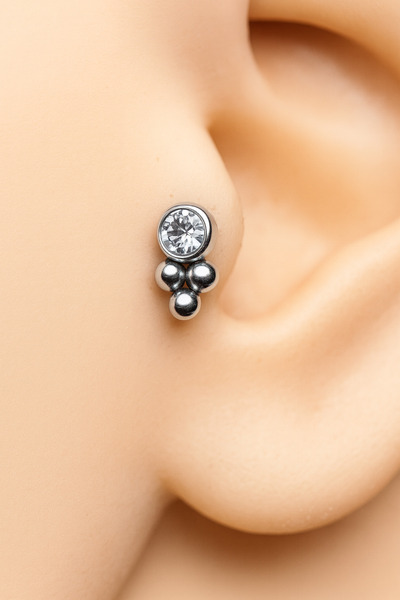 ömay takı Tek Taş Üç Top Üçgen Tragus Helix Conch 316l Cerrahı Çelik Piercing