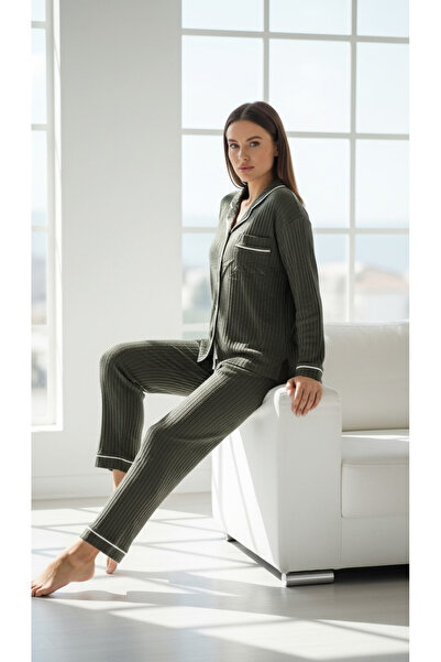 trendlina Ribbed Knit Buttoned Piped Pajama Sets