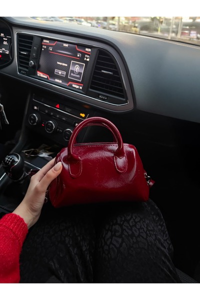 LİZZY BAG Red Faux Leather Wrinkled Fabric Single Compartment Zippered Adjustable Strap Hand Shoulder Bag