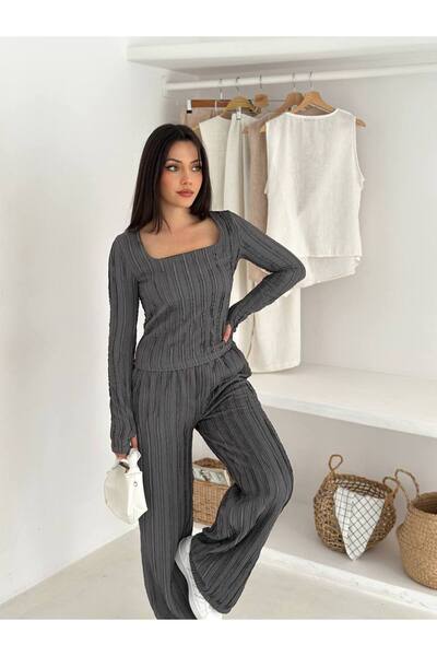 By Kuzey Aras Women's Square Neck Ribbed Finger-Tuck Detail Two-Piece Set