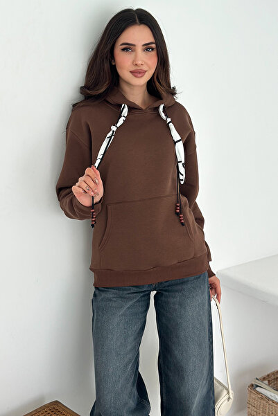 Noa Noa Γυναικείο φούτερ με κουκούλα με λεπτομέρεια με φουλάρι – Casual Charm