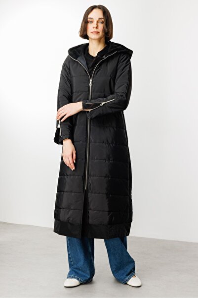 Micca Rouge Dolgulu Spor Aksesuar ve Kumaş Kombin Kapüşon İçi Peluş Özel Üretim Kaban Manto-Siyah