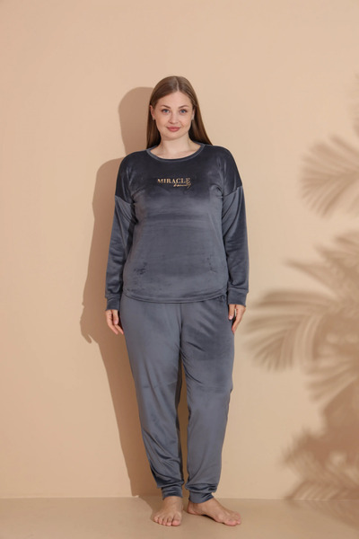 Modestia Estiva 25393 Long Sleeve Oversized Velvet Pajama Set - Anthracite - 4XL