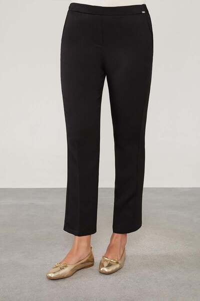 Levidor Siyah Beli Lastikli Cep Detaylı Pantolon