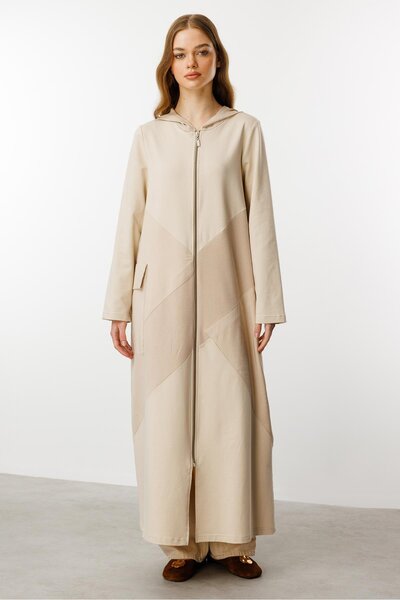 Micca Örme ve Tafta Çapraz Garnilenmiş Spor Kap-Taş