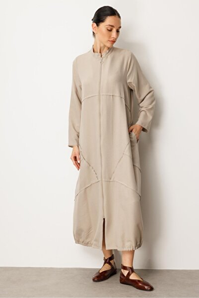 Micca İpekçe Kumaşı Sayesinde Hafif ve Ferah Spor Kap - Ferace-Taş