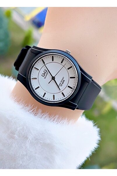 Q&Q 10 Atm Waterproof Women Teen Girls Wrist Watch with Silicone Band