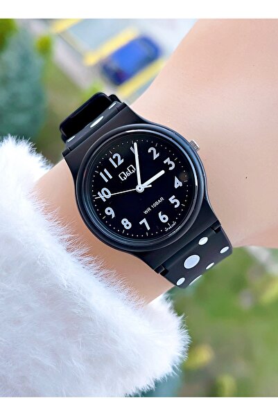 Q&Q 10 Atm Waterproof Silicone Strap Polka Dot Teen Girls Wrist Watch