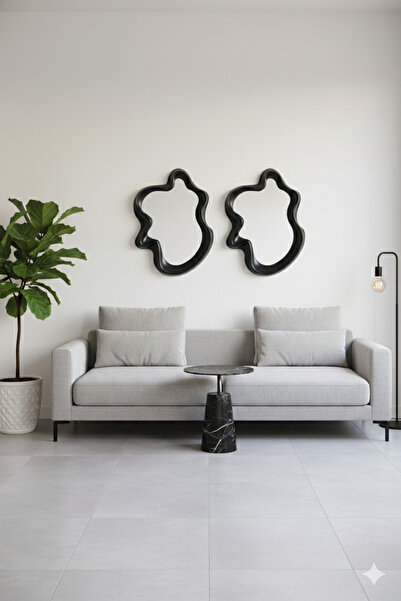 Generic Elegant mirror set with a luxurious frame, adding a touch of sophistication to any space. 67 x 49 cm