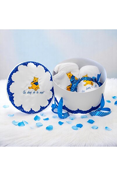 Inovius Trusou Botez cu 8 Piese Brodat, Winnie The Pooh, Culoare Albastru Reg...