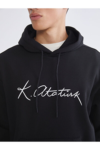 LC Waikiki Ανδρικό χοντρό φούτερ με κουκούλα Ataturk Signature B με τύπωμα