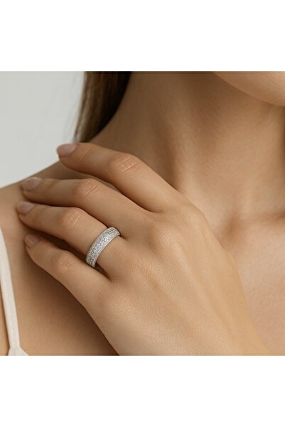 Sentivo - Cocktail ring with zirconia