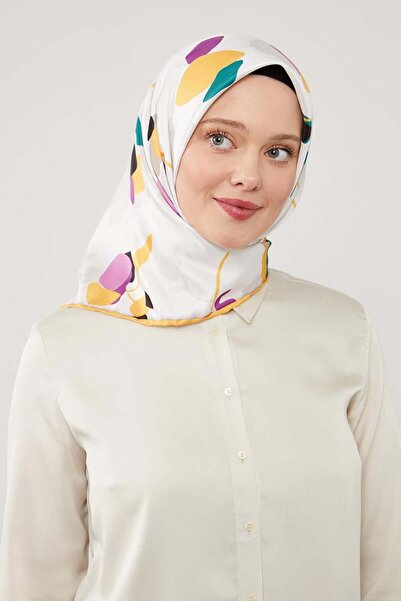 Levidor Yellow Asymmetric Pattern Twill Scarf