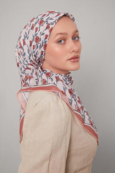 Levidor Salmon Ivy Pattern Soft Scarf