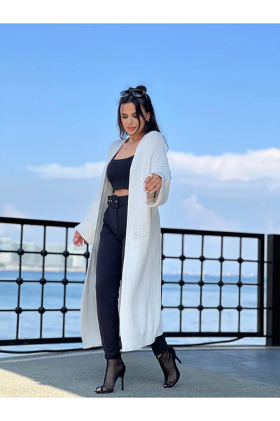 juanbeautyy Batwing Sleeve Long Knit Cardigan White