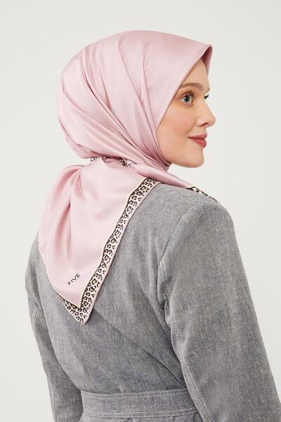 Levidor Pink Edge Leopard Pattern Twill Digital Scarf