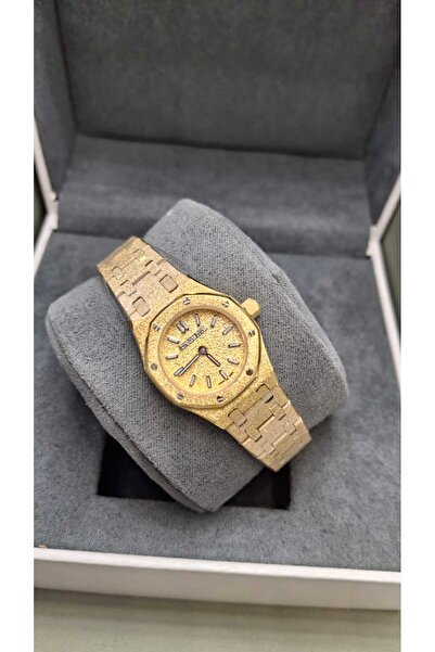بيت الجملة (translated: House of Wholesale) Admar women's watch