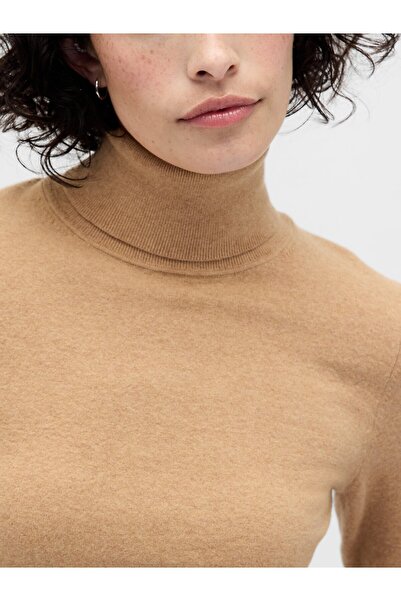 GAP Kadın Bej CashSoft Stretch Kayık Yaka Kazak