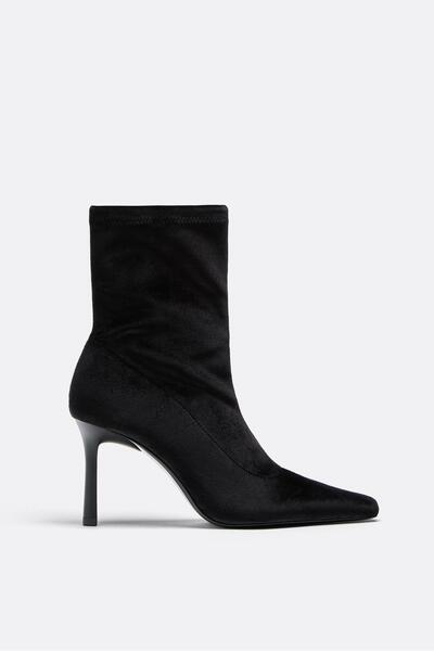 Stradivarius Velvet-effect ankle boots with stiletto heel