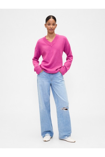 GAP Kadın Pembe Oversized V Yaka Kazak