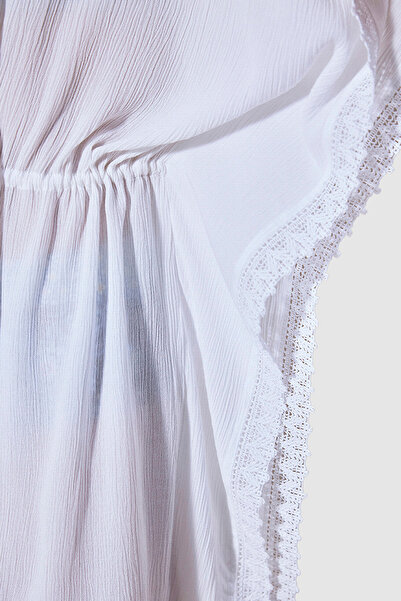 Penti Cute White Tie Up Kimono