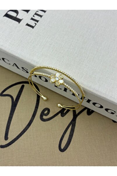 Hedef Bijuteri Gold Renkli Ayarlanabilir İki Sıra Dizili Zirkon Taşlı,Üzeri Çiçekli Bileklik