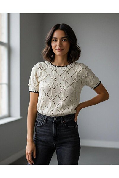 dibcollectionn Kısa kollu delikli triko t-shirt bluz