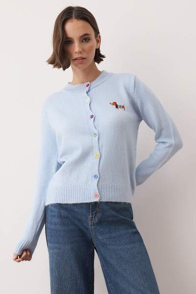 Trendyol Collection Baby Blue Crew Neck Soft Textured Dog Embroidered Knitwear Cardigan Twoaw26Hi00274