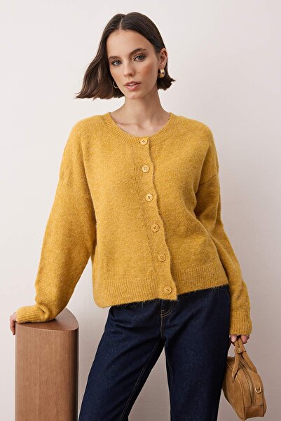 Trendyol Collection Wardrobe Essentials Mustard Alpaca Wool Blend Oversized Knitwear Cardigan |   Twoaw26Hi00089