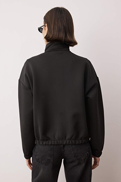 Trendyol Collection Black Bomber Relaxed/Casual Fit Diver/Scuba Knitted Jacket Twoaw26Ce00085