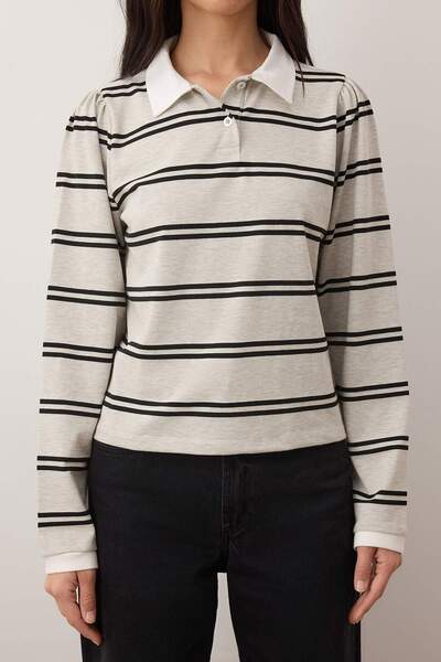 Trendyol Collection Multi-Colored Striped Polo Neck Fitted/Bodycon Knitted T-Shirt Twoaw26Ts00026