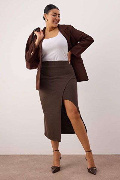 Trendyol Curve Brown Slit Detailed Knitted Stretch Fabric Plus Size Midi Skirt Tbbaw26Az00023