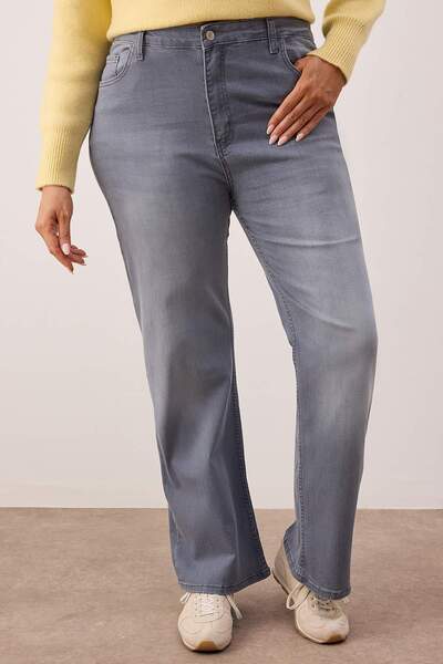 Trendyol Curve Gray High Waist Stretch Fabric Spanish Leg Flare Fit Plus Size Jeans Tbbaw23Je00001