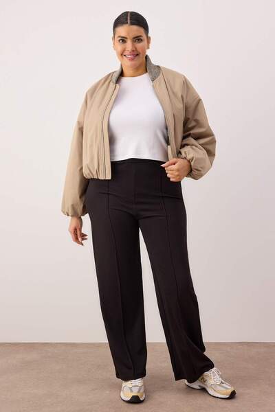 Trendyol Curve Μαύρο κρεπ πλεκτό παντελόνι με ψηλόμεσο ριμπ TBBSS23AR00021