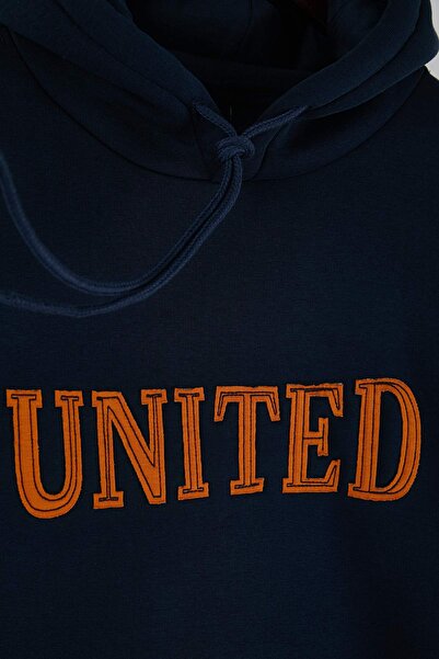 Trendyol Collection Navy Blue Oversize/ Wide Cut Applique Embroidered Sweatshirt Tmnaw26Sw00056