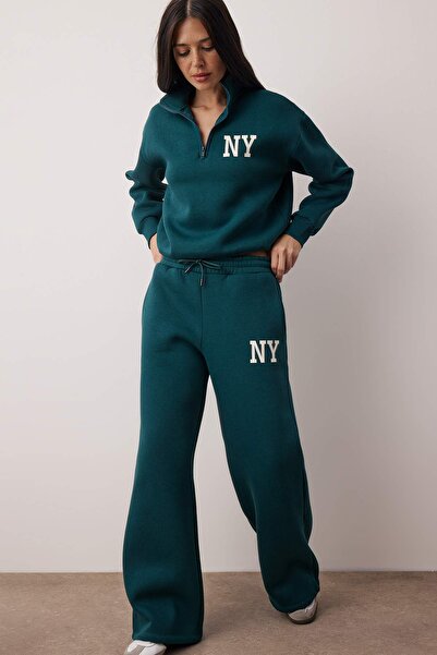 Trendyol Collection Teen Emerald Green Embroidered Stand Collar Zipper Wideleg/Wide Leg Knitted Tracksuit Set Twoaw26Au00081