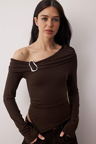 Trendyol Collection Brown Knitted Blouse Twoaw26Bz00121