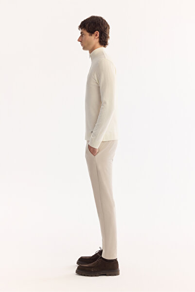 Avva Men's Ecru Stand Collar Zippered Soft Touch Striped Knitwear Regular Fit Sweater A52Y5151