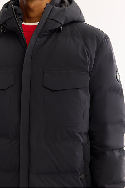 Avva Erkek Siyah Kapüşonlu %100 Kaz Tüyü Su İtici Rüzgar Geçirmez -7°CDayanıklı Şişme Mont A52Y6115