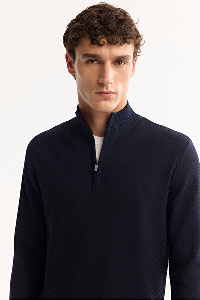 Avva Чоловічий синій светр з прямим коміром, застібкою-блискавкою та фактурним трикотажем, прямий крій A52Y5150