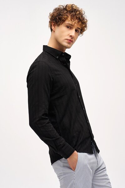 İgs Чоловіча чорна сорочка Dynamic Fit з ґудзиками на комірі