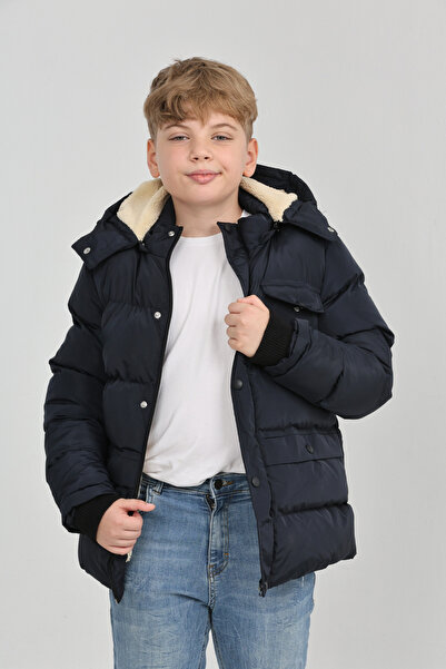 Wild Flower Erkek Çocuk Kışlık Yoğun Elyaf Dolum İç Kısmı Polar Astarlı Kapüşonlu Erkek Mont Kaban