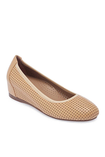 Tergan Bej Hakiki Deri Kadın Dolgu Topuklu Ayakkabı - K24I1AY67302-K40