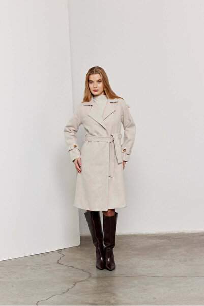SevdeUgur Dámský kabát se známkou v krémové barvě - s páskem, kolekce
