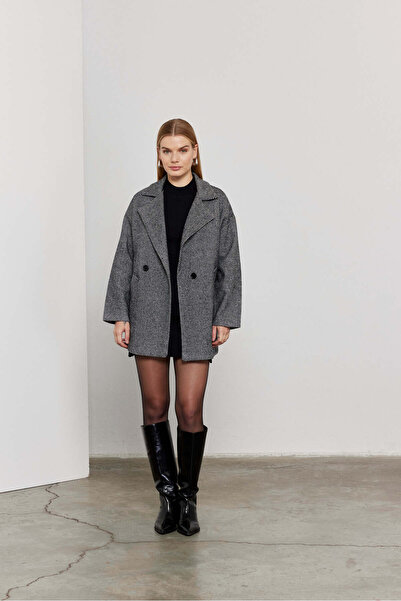 SevdeUgur Palton scurt de cașmir, căptușit supradimensionat, alb-negru