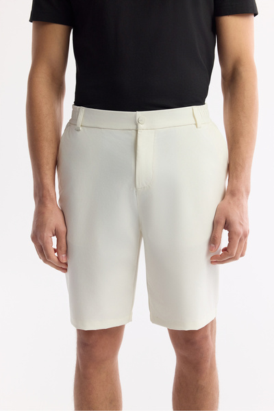 Avva Men's Off-White Elastic Waist Bi-Stretch Technical Fabric Relaxed Fit Shorts A51Y3712